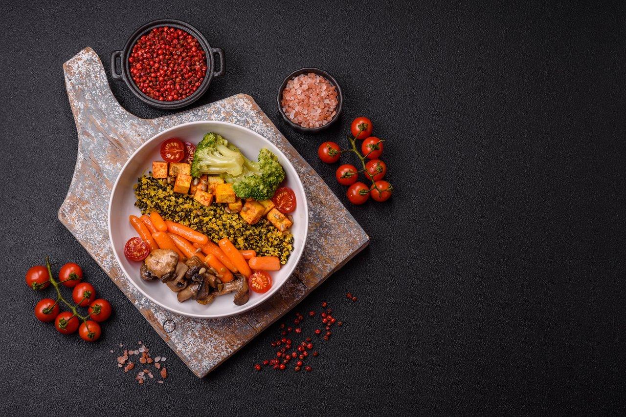 Apports journaliers en protéines végétales : menu équilibré pour sportifs vegan